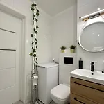 Alloggio in famiglia Sensational 10 Min To Old Town Gdansk,pkp & Shopping Mall Danzica