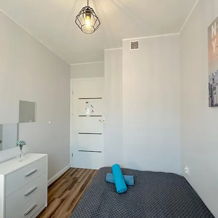 Sensational 10 Min To Old Town Gdansk,pkp & Shopping Mall