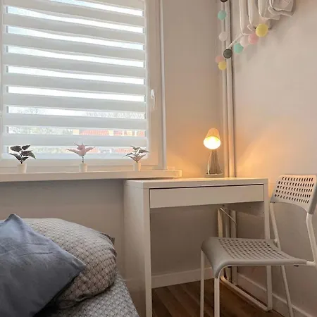 Sensational 10 Min To Old Town Gdansk,pkp & Shopping Mall Проживание в семье Гданьск