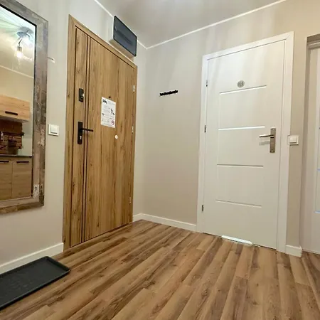 Проживание в семье Sensational 10 Min To Old Town Gdansk,pkp & Shopping Mall